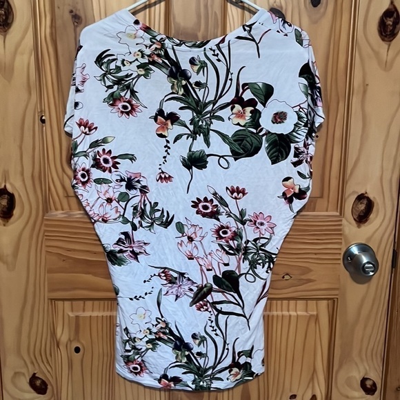 KISMET Raddison Top - Picture 8 of 11